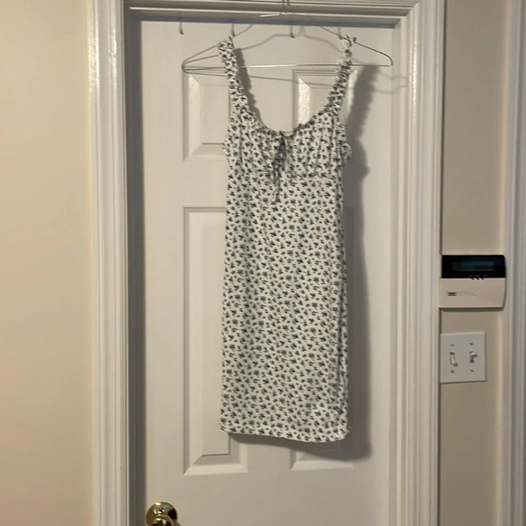 Shein summery dress - Picture 1 of 4